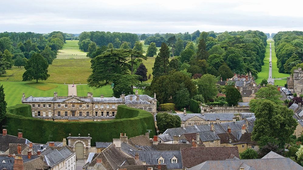 A view of Cirencester Park mansion and estate with its famous yew tree hedge. Picture © May Media